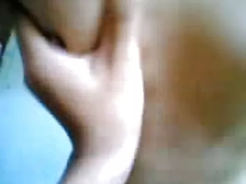 સોનેરી MILF બીપી વીડ ...