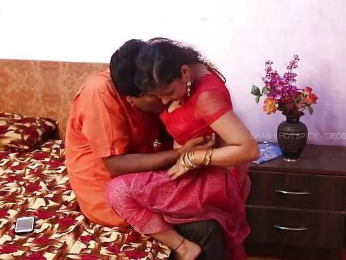 લેટેક્સ કાંચળી અને સ ...